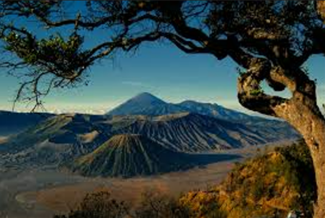 Chase the Dawn: Bromo Sunrise Tour from Surabaya