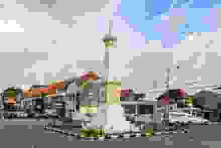 an incridble Tugu Monument of Yogyakarta